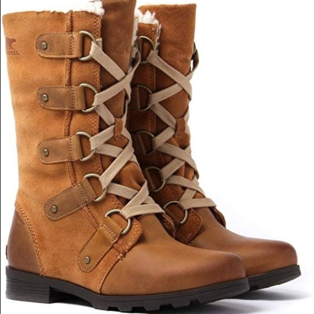 Sorel Emelie Lace Up Boot 💗💗💗